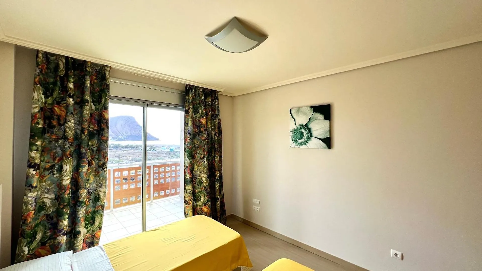 Ocean View Two Bedroom Apartment Granadilla De Abona